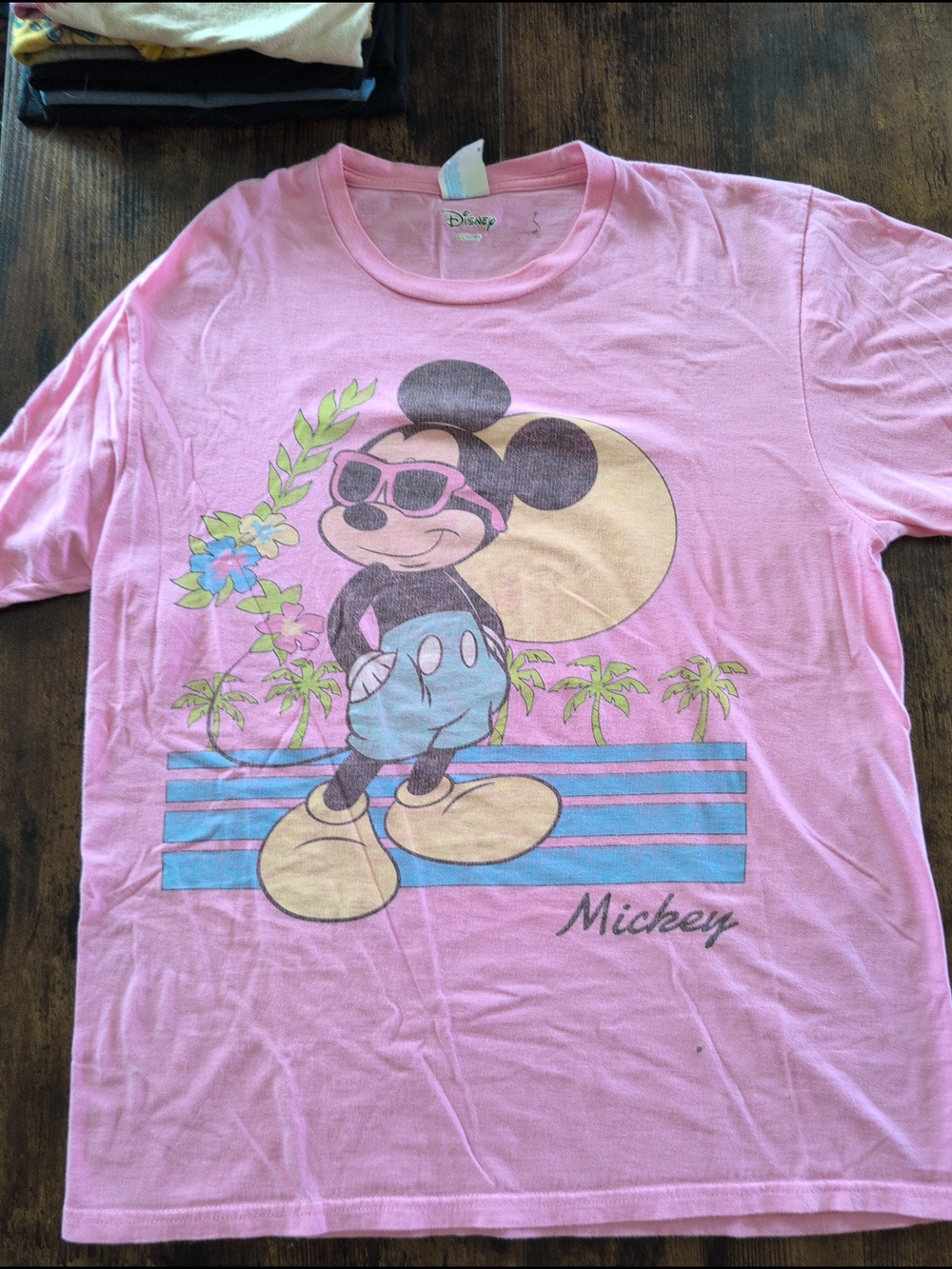 Disney Mickey Mouse Graphic Tee Pink Vintage Style Tropical Shirt Unisex Medium